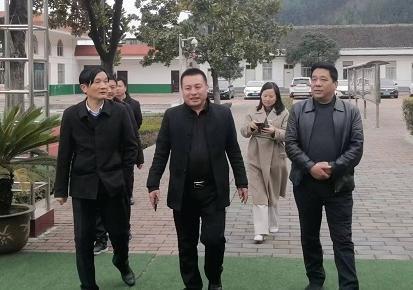 公益助学，情牵商南——西安市天禾助学慈善基金会走进商南县进行公益资助